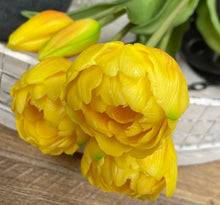 Load image into Gallery viewer, 'Real Touch' Faux Tulips