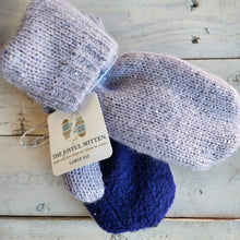 Load image into Gallery viewer, Sweater Mittens (Large)