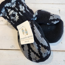 Load image into Gallery viewer, Sweater Mittens (Small)