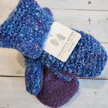 Load image into Gallery viewer, Sweater Mittens (Small)