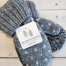 Load image into Gallery viewer, Sweater Mittens (Small)