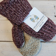 Load image into Gallery viewer, Sweater Mittens (Small)