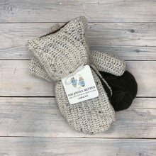 Load image into Gallery viewer, Sweater Mittens (Large)