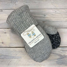 Load image into Gallery viewer, Sweater Mittens (Small)
