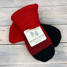 Load image into Gallery viewer, Sweater Mittens (Small)