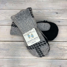 Load image into Gallery viewer, Sweater Mittens (Large)