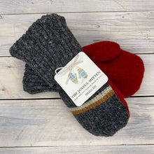 Load image into Gallery viewer, Sweater Mittens (Small)