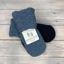 Load image into Gallery viewer, Sweater Mittens (Large)