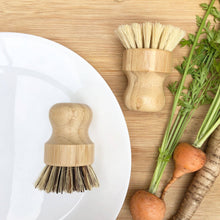 Load image into Gallery viewer, Bamboo Knob Scrubber