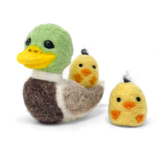 Load image into Gallery viewer, Needle Felting Craft Kit