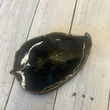 Load image into Gallery viewer, Serving/Trinket Trays & Bowls (Black Poplar Pottery)