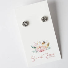 Load image into Gallery viewer, Rosette Studs
