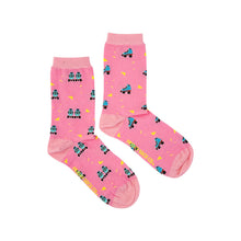 Load image into Gallery viewer, Women's Mismatched Crew Socks (more)