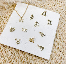 Load image into Gallery viewer, Ella Charm Anklet