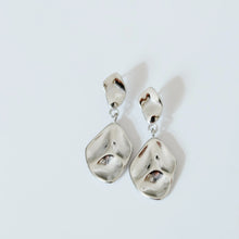 Load image into Gallery viewer, Saltair Statement Earrings