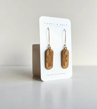 Load image into Gallery viewer, Honey & Gold Clay Dangle Earrings