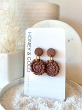 Load image into Gallery viewer, Honey & Gold Clay Dangle Earrings