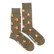 Load image into Gallery viewer, Men's Mismatched Crew Socks (more)