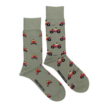 Load image into Gallery viewer, Men's Mismatched Crew Socks (more)