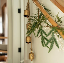 Load image into Gallery viewer, Rustic Bell Cascade