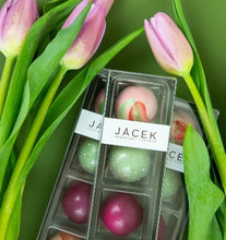 Load image into Gallery viewer, Raindrops & Blooms Jacek Chocolate Collection