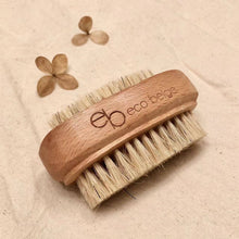 Load image into Gallery viewer, Natural Nail Brush