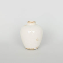 Load image into Gallery viewer, Cream Glazed Flower Vases (Variety)