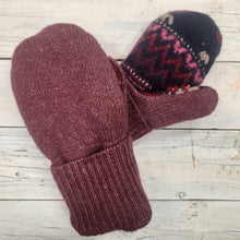 Load image into Gallery viewer, Sweater Mittens (Small)