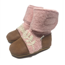 Load image into Gallery viewer, Nooks Wool Embroidered Booties