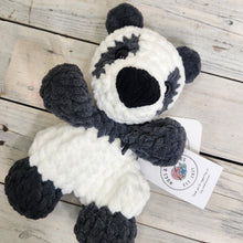 Load image into Gallery viewer, Handmade Crochet Animals