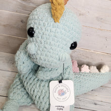 Load image into Gallery viewer, Handmade Crochet Animals