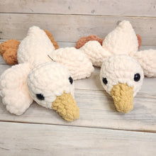 Load image into Gallery viewer, Handmade Crochet Animals