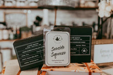 Load image into Gallery viewer, The Dusty Sparrow Wax Melts (Spring/Summer Scents)