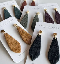 Load image into Gallery viewer, Honey & Gold Clay Dangle Earrings