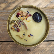 Load image into Gallery viewer, 'Heart of Gold Apothecary' Candles