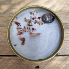 Load image into Gallery viewer, 'Heart of Gold Apothecary' Candles