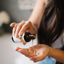 Load image into Gallery viewer, Jack59 Liquid Gold Hair Oil Treatment