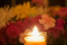 Load image into Gallery viewer, Natural Beeswax Candle