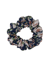 Load image into Gallery viewer, Ellea Scrunchies (Petite)
