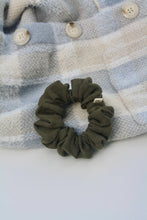 Load image into Gallery viewer, Ellea Scrunchies (Petite)