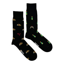 Load image into Gallery viewer, Men's Mismatched Crew Socks (more)