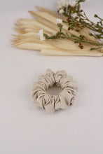 Load image into Gallery viewer, Ellea Scrunchies (Petite)