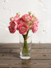 Load image into Gallery viewer, Real Touch Florals
