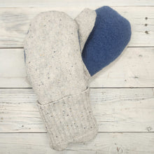 Load image into Gallery viewer, Sweater Mittens (Large)
