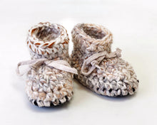 Load image into Gallery viewer, Crocheted Slippers (Ankle)
