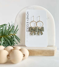 Load image into Gallery viewer, Honey &amp; Gold Clay Dangle Earrings (Holiday)
