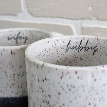 Load image into Gallery viewer, Hubby &amp; Wifey Speckled Heart Mug Set

