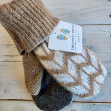 Load image into Gallery viewer, Sweater Mittens (Large)
