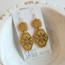 Load image into Gallery viewer, Saige Collective Earrings
