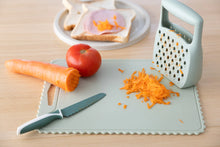 Load image into Gallery viewer, KiddiKutter Grater
